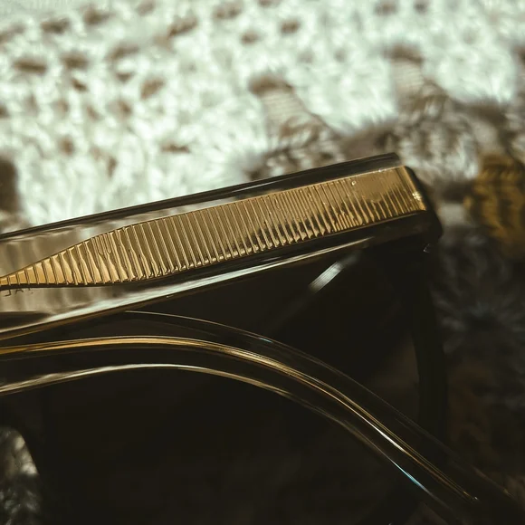 Burberry Classic Black Sunglasses - Picture 8 of 12